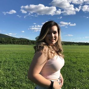 Meet your Posher, Andrée-anne